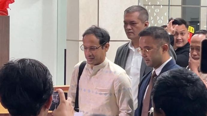 Nadiem sehabis diperiksa penyidik Jampidsus Kejagung. 