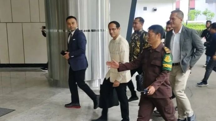Nadiem Makarim memenuhi panggilan Kejagung. 