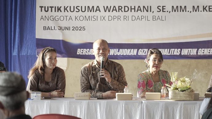DPR RI bersama mitra kerja Badan Gizi Nasional (BGN) menggelar sosialisasi program Makan Bergizi Gratis (MBG) di Wantilan Desa Adat, Denpasar, Bali.
