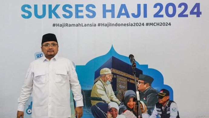 Arsip foto: Kamis, 25 Juli 2024, Menteri Agama Yaqut Cholil Qoumas bersiap untuk memberikan keterangan tentang penyelenggaraan Haji 2024 di UPT Asrama Haji Pondok Gede, Jakarta.