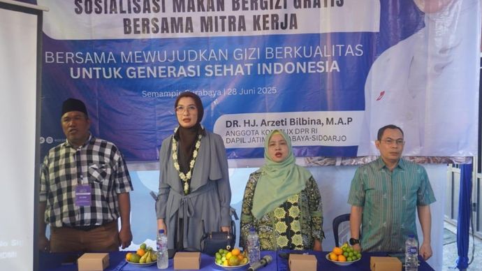 BGN dan DPR RI melaksanakan kegiatan sosialisasi program Makan Bergizi Gratis di Surabaya. (Foto: Istimewa)