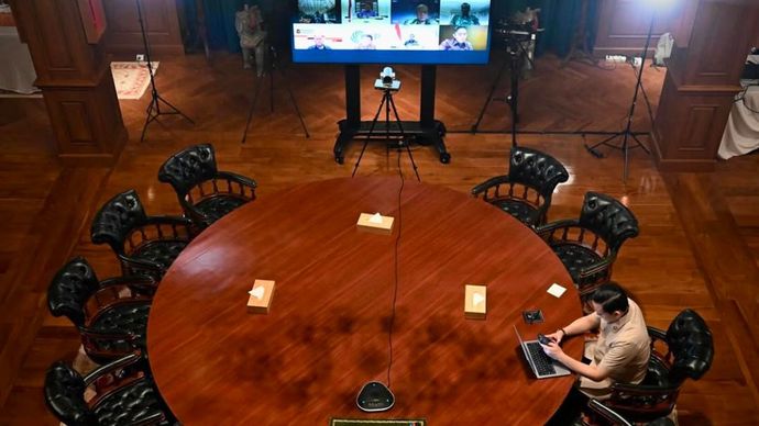 Prabowo Subianto Lakukan Rapat Terbatas