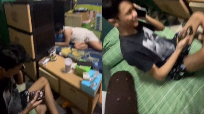 Seorang narapidana diduga sedang menggunakan handphone dan menikmati tembakau sintetis di dalam Lembaga Pemasyarakatan (Lapas) Salemba, Jakarta Pusat.
