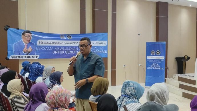 Kegiatan sosialisasi MBG mengangkat tema 'Bersama Mewujudkan Generasi Sehat Indonesia' di Aula Al-Ghazali, Ponpes Darunnajah, Pesanggrahan, Jakarta Selatan, Sabtu, 5 Juli 2025.