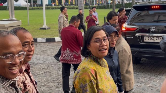 Menteri Keuangan (Menkeu) Sri Mulyani buka suara terkait negosiasi dengan Amerika Serikat (AS) tarif 32 persen yang dikenakan produk Indonesia per 1 Agustus 2025.
