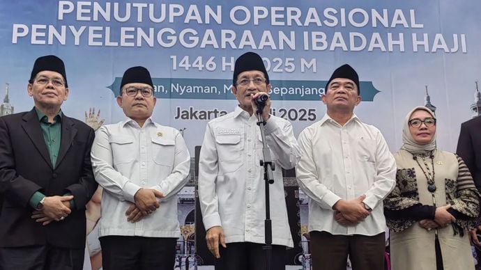 Saat konferensi pers penutupan operasional haji Indonesia 1446 Hijriah/2025 Masehi di Gedung Kemenag, Jakarta, Senin 14 Juli 2025, Menteri Agama Nasaruddin Umar.
