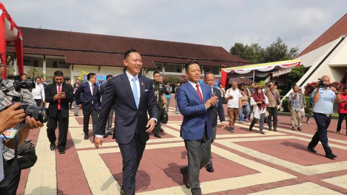 Menko AHY dan Menlu Sugiono. 