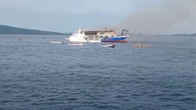 KM Barcelona 5 Terbakar di Perairan Pulau Talise 