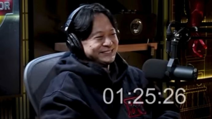 DJ Bravy menawarkan diri untuk menjadi ayah dari anak yang di kandung Erika Carlina