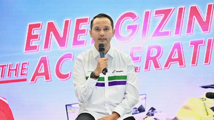 Pertamina hadirkan pengalaman berkendara ala Moto GP di game simulator yang terdapat di booth Pertamina pada acara GIIAS 2025 di ICE BSD, Rabu, 23 Juli 2025.