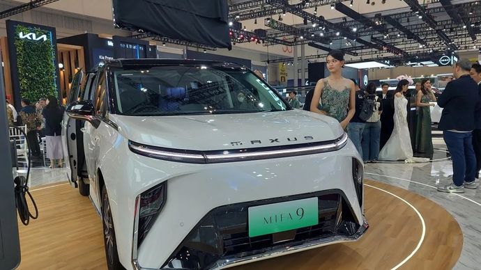 Maxus Mifa9 yang dipamerkan di ajang Gaikindo Indonesia International Auto Show (GIIAS) 2025 yang digelar di ICE BSD, Tangerang, Rabu, 23 Juli 2025.