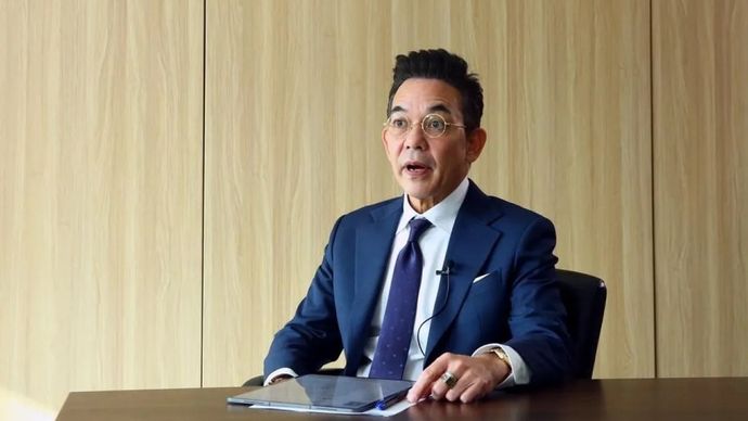 Juru Bicara Kementerian Luar Negeri Thailand Nikorndej Balankura berbicara dalam wawancara dengan Xinhua di Bangkok, Thailand.