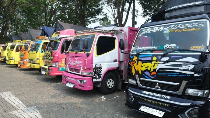 PT KTB menggelar perayaan istimewa bersama komunitas Canter di GIIAS 2025. (Foto: Istimewa)