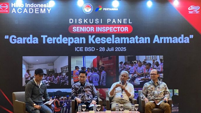 PT Hino Motors Sales Indonesia (HMSI) menunjukkan komitmen kuatnya terhadap pelanggan melalui implementasi nyata program Total Support.&nbsp; (Foto: Istimewa)