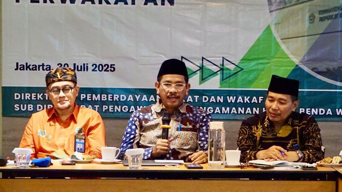Kementerian Agama Republik Indonesia melalui Subdit Pengawasan dan Pengamanan Harta Benda Wakaf, Direktorat Pemberdayaan Zakat dan Wakaf, Ditjen Bimas Islam menyelenggarakan kegiatan Penyempurnaan Rancangan Undang-Undang tentang Perubahan atas Undang-Undang Nomor 41 Tahun 2004 tentang Wakaf. Kegiatan ini berlangsung di Hotel Mercure Sabang, Jakarta.