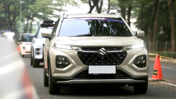 Suzuki sediakan Fronx untuk test drive pengunjung GIIAS 2025. (Foto: Istimewa)
