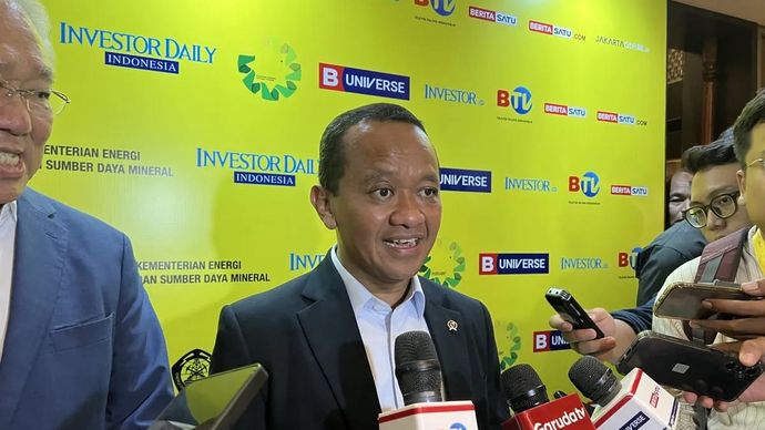 Menteri Energi dan Sumber Daya Mineral (ESDM) Bahlil Lahadalia memberi keterangan ketika ditemui di sela-sela Energi Mineral Festival yang digelar di Jakarta, Rabu 30 Juli 2025. (ANTARA/Putu Indah Savitri)