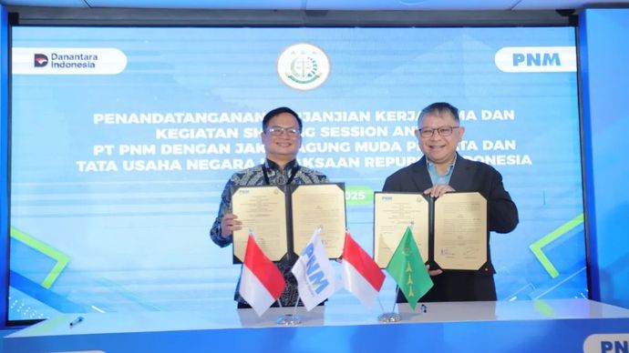 Jaksa Agung Muda Bidang Perdata dan Tata Usaha Negara (JAM DATUN) Kejaksaan Agung dan PT Permodalan Nasional Madani (PNM) meneken Perjanjian Kerja Sama (PKS) di bidang perdata dan tata usaha negara. 