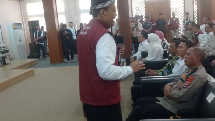 Menteri Sosial Saifullah Yusuf meresmikan Sekolah Rakyat Menengah Atas (SRMA) Kabupaten Lebak, Banten, Jumat, 1 Agustus 2025.