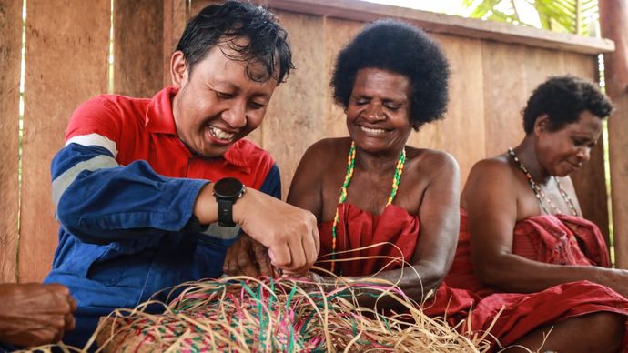 Pertamina Bangun Kampung Adat Malasigi Papua jadi Berdikari&nbsp;Energi