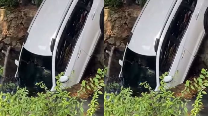 Telah terjadi laka lantas sebuah mobil terperosok masuk ke kali di depan Sekolah BPK Penabur, Jalan Raya Kelapa Hybrida, Kelapa Gading Jakarta Utara, Rabu pagi (6/8/25).