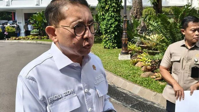 Menteri Kebudayaan Fadli Zon saat menyampaikan komentar seputar royalti musik di kompleks Istana Kepresidenan, Jakarta, Rabu (6/8/2025). 