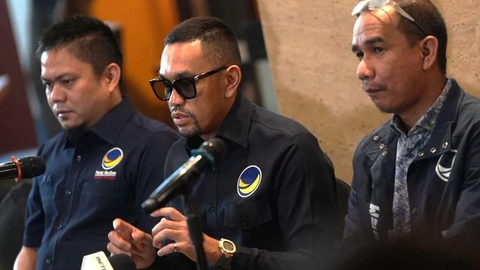 Wakil Ketua DPP NasDem Rudianto Lall, Bendahara Umum Partai NasDem Ahmad Sahroni dan Bupati Kolaka Timur Abdul Azis.