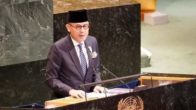 Wakil Menteri Luar Negeri Indonesia Arrmanatha Nasir berbicara dalam Konferensi Tingkat Tinggi Internasional mengenai Implementasi Solusi Dua Negara yang diselenggarakan oleh Prancis dan Arab Saudi di Markas Besar PBB New York, Amerika Serikat (29/7/2025) waktu setempat.