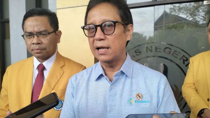 Menteri kesehatan (Menkes) RI Budi Gunadi Sadikin saat diwawancarai di Kota Padang, Sumatera Barat, Senin (11/8/2025)