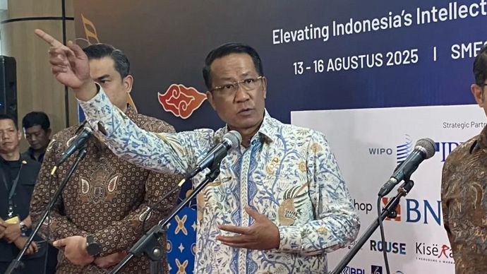 Menteri Hukum Supratman Andi Agtas menyampaikan keterangan kepada pers usai acara Intellectual Property (IP) Xpose Indonesia di Jakarta, Rabu (13/8/2025).