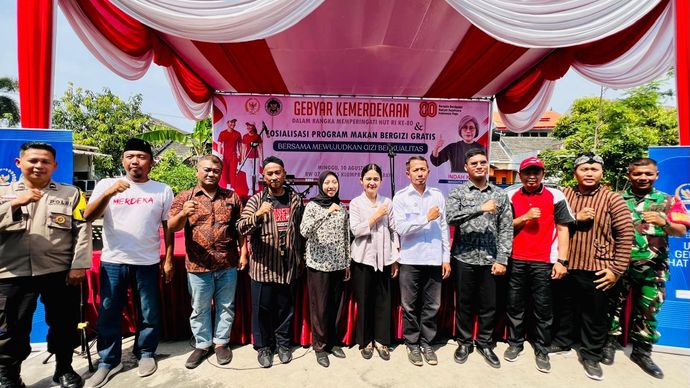 sosialisasi MBG di Surabaya.