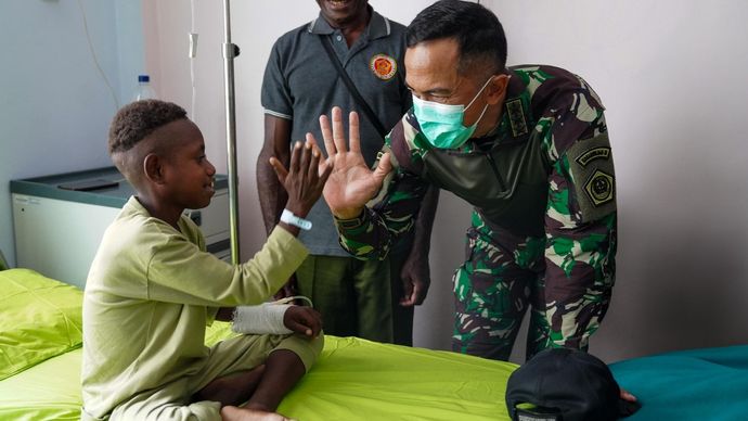 Kogabwilhan III menggelar kegiatan operasi bibir sumbing gratis bagi anak-anak Papua. 