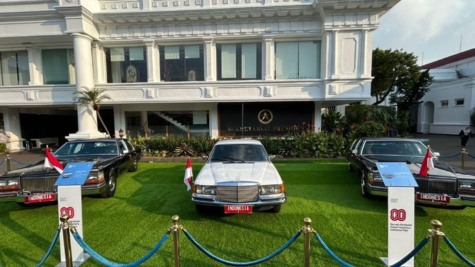 3 Mobil Dinas Mantan Presiden Indonesia Dipamerkan di Istana