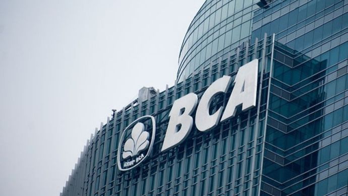 Gedung bank BCA. 
