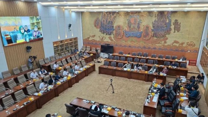 Suasana rapat dengar pendapat antara PT Kereta Api Indonesia (Persero) atau KAI dengan Komisi VI DPR RI di Jakarta, Rabu (20/8/2025).