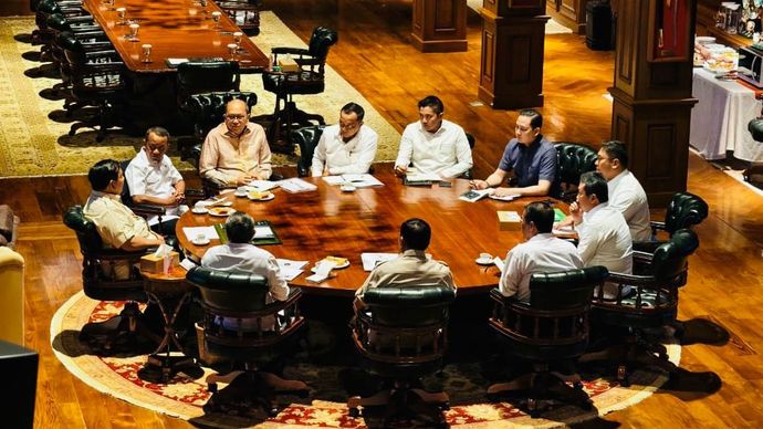Presiden Prabowo Subianto mengadakan rapat secara maraton bersama sejumlah Menteri Kabinet Merah Putih