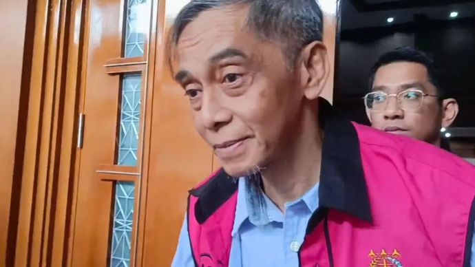 Salah satu hakim yang menjatuhkan vonis lepas (ontslag) terhadap kasus korupsi pemberian fasilitas ekspor minyak sawit mentah (crude palm oil/CPO) pada tahun 2022, Agam Syarief Baharudin, saat ditemui usai sidang pembacaan surat dakwaan di Pengadilan Tindak Pidana Korupsi (Tipikor) Jakarta, Kamis (21/8/2025). 