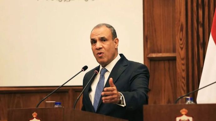 Arsip - Menteri Luar Negeri Mesir Badr Abdelatty berbicara pada konferensi pers setelah pertemuan virtual dengan Presiden Palestina Mahmoud Abbas di Amman, Yordania (1/6/2025).
