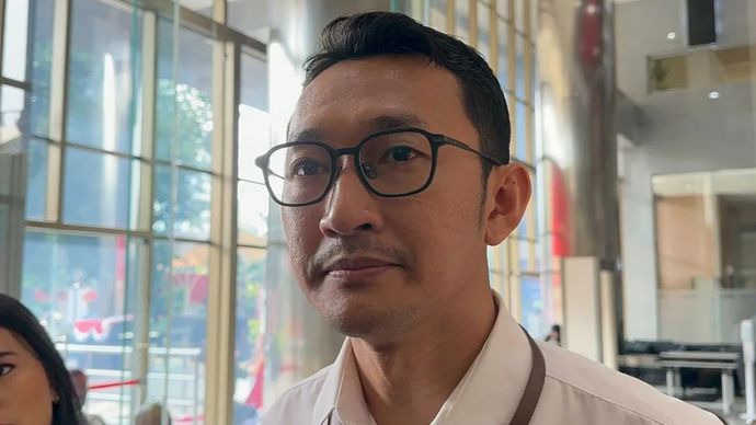 Juru Bicara Komisi Pemberantasan Korupsi Budi Prasetyo saat memberikan keterangan di Gedung Merah Putih KPK, Jakarta, Rabu (13/8/2025). 