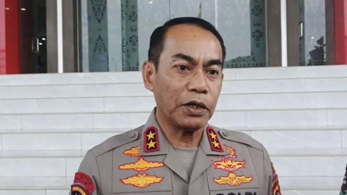 Kapolda Sumsel Irjen pol Andi Rian Ryacudu saat diwawancarai di Palembang, Minggu, 31 Agustus 2025.