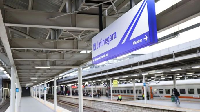 Ilustrasi - Stasiun Jatinegara