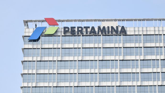 PT. Pertamina (Persero), Stasiun Pengisian Bahan Bakar Umum (SPBU), Agen, Pangkalan, Sub Pangkalan, serta Outlet penjualan LPG Subsidi dan Non Subsidi tetap menjalankan kegiatannya dalam melayani kebutuhan energi masyarakat dengan optimal.