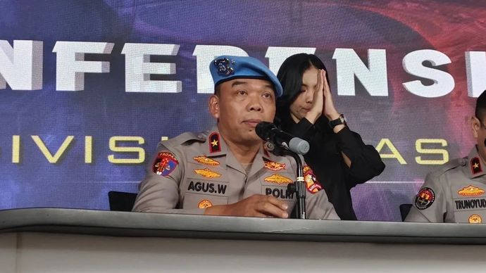 Karowabprof Divpropam Polri, Brigjen Agus Wijayanto. 