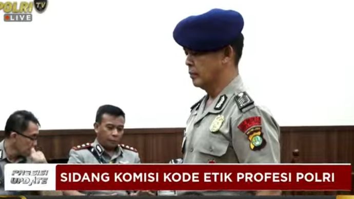Bripka Rohmat saat sida etik. 