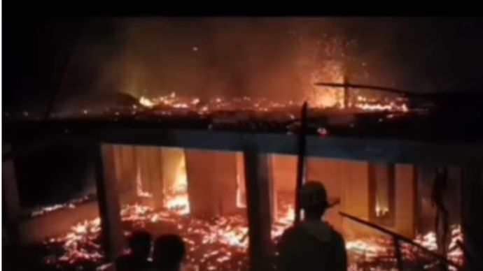 Pondok Pesantren di Cantelan Cianjur Kebakaran Hebat