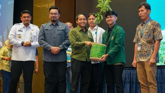 Menteri Kehutanan (Menhut) Raja Juli Antoni dalam acara Lokakarya Perhutanan Sosial dan Temu Usaha KTH Sumatera Utara, di Medan, Sumatera Utara, Rabu 10 September 2025. (ANTARA/HO-Kemenhut RI)