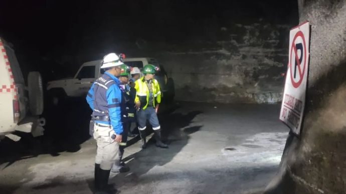 Para karyawan PT Freeport Indonesia yang bekerja di area tambang bawah tanah (underground) di wilayah Tembagapura, Mimika, Papua Tengah. 