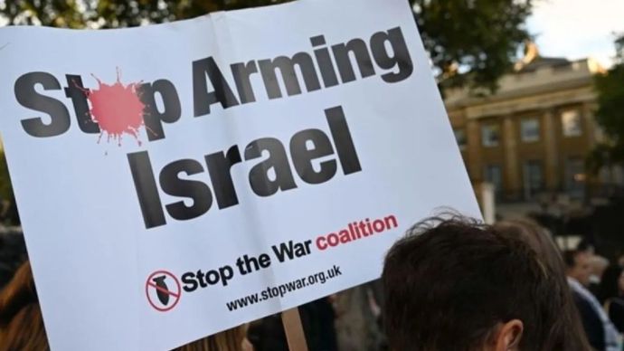 Sebuah aksi pro-Palestina di ibukota Inggris, Rabu (11/9/2024) memprotes serangan Israel yang tanpa jeda dan meluluhlantakkan Gaza serta menyeru pemerintah negara tersebut agar berhenti menjual senjata kepada Israel. 