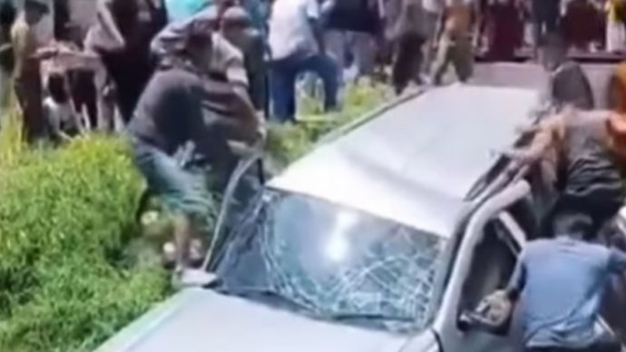 Kecelakaan melibatkan kereta api dan satu unit mobil pribadi terjadi di perlintasan KAI Jalan Merpati, Kelurahan Gambir Baru, Kisaran, Kamis (18/9/2025).