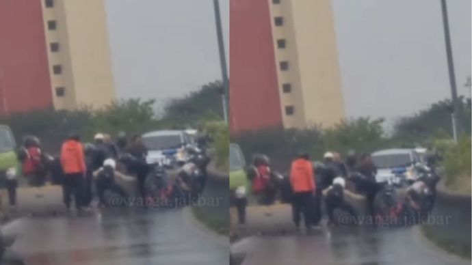 Kecelakaan lalu lintas terjadi di Fly Over Pesing, Jakarta Barat, Sabtu (20/9/2025) sekitar pukul 12.00 WIB.